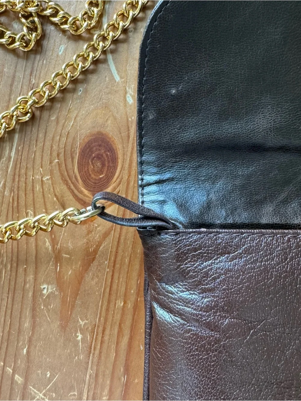 Vintage Italian Genuine Leather Gold Chain Crossbody Clutch Bag 1980s